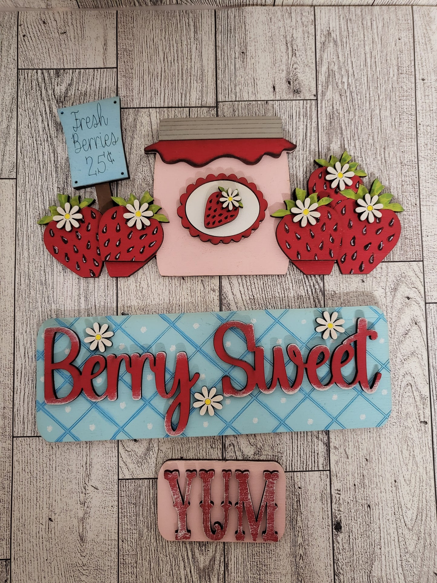 Berry Sweet Standing Truck Insert