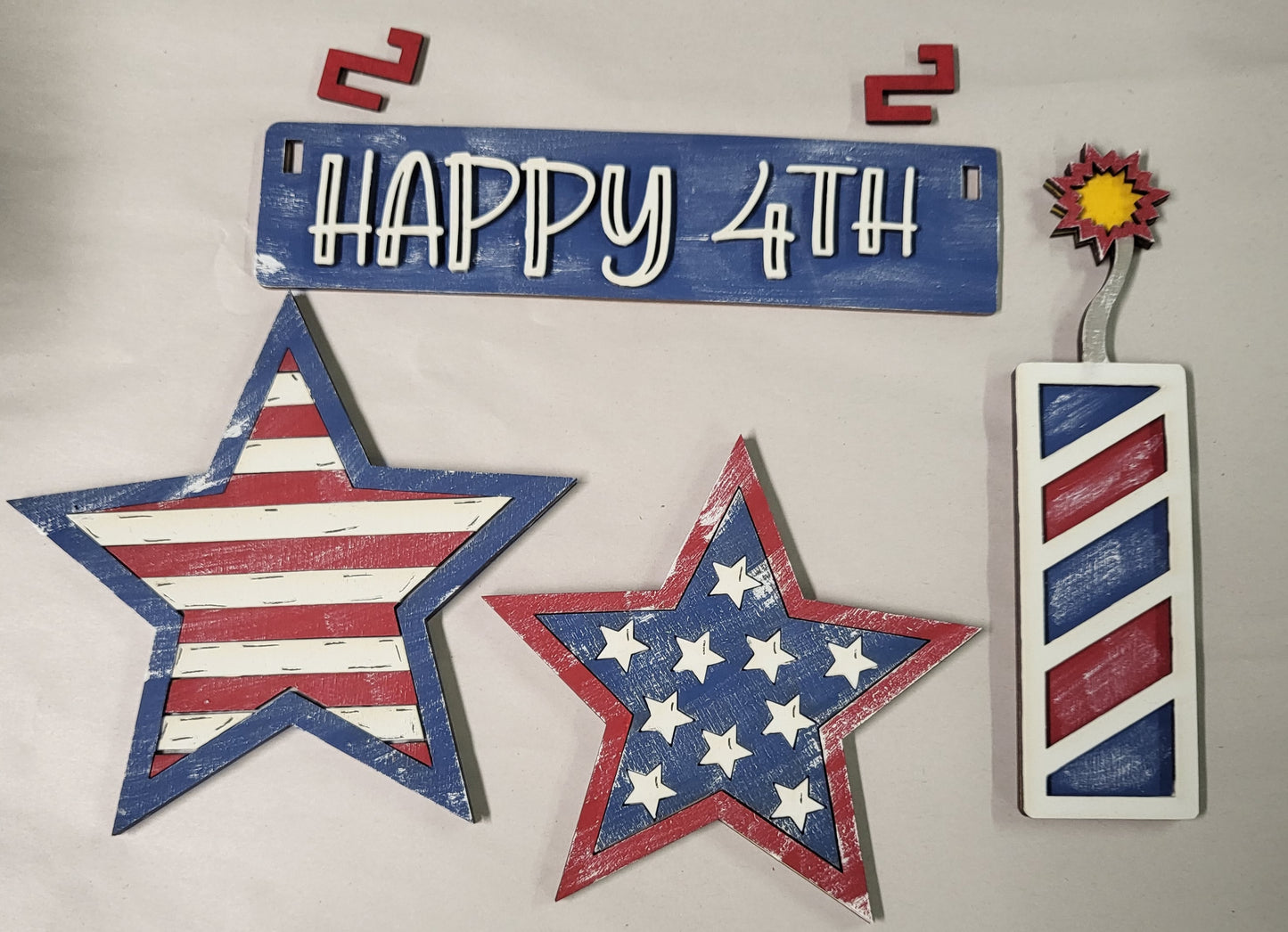 Painted Happy 4th Wagon Insert