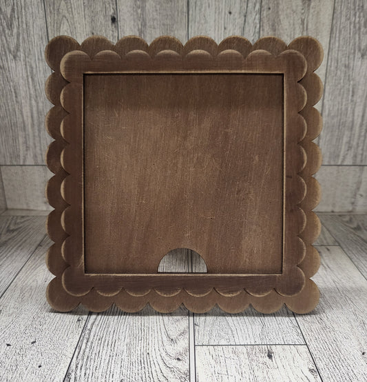 4.25 Ruffled Frame