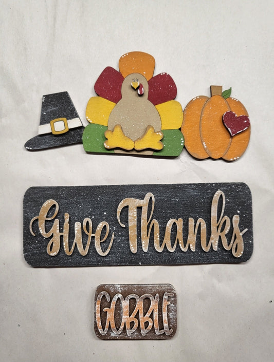 Give Thanks Standing Truck Insert